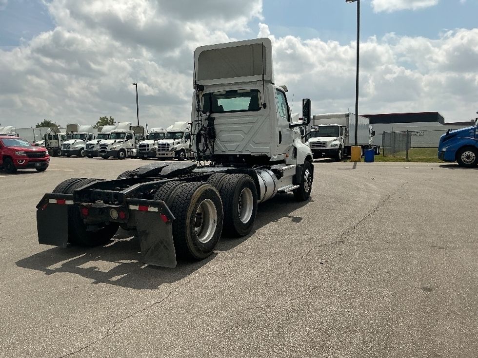 Day Cab Tractor-Heavy Duty Tractors-International-2019-LT625-Piqua-OH-665,694\n\t\tmiles-$ 21,750 - Image 7