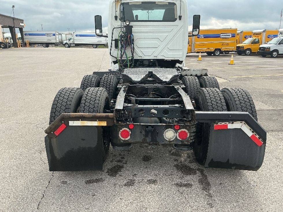 Day Cab Tractor-Heavy Duty Tractors-International-2019-LT625-Piqua-OH-684,806\n\t\tmiles-$ 21,750 - Image 6