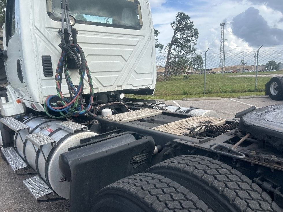 Day Cab Tractor-Heavy Duty Tractors-International-2019-LT625-Plant City-FL-381,545\n\t\tmiles-$ 35,000 - Image 16