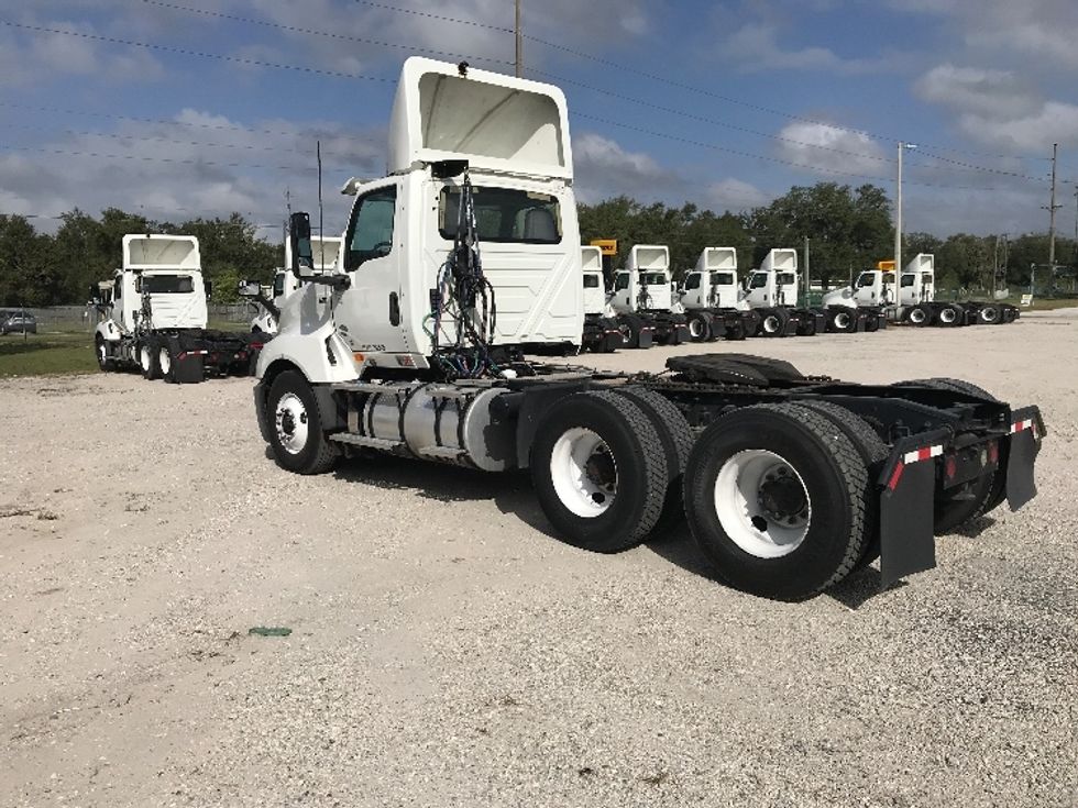 Day Cab Tractor-Heavy Duty Tractors-International-2019-LT625-Plant City-FL-381,545\n\t\tmiles-$ 35,000 - Image 4