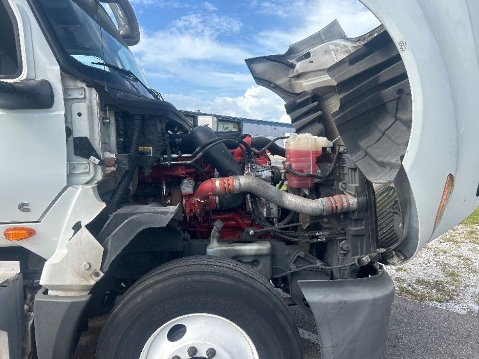 Day Cab Tractor-Heavy Duty Tractors-International-2019-LT625-Plant City-FL-420,439\n\t\tmiles-$ 33,000 - Image 15