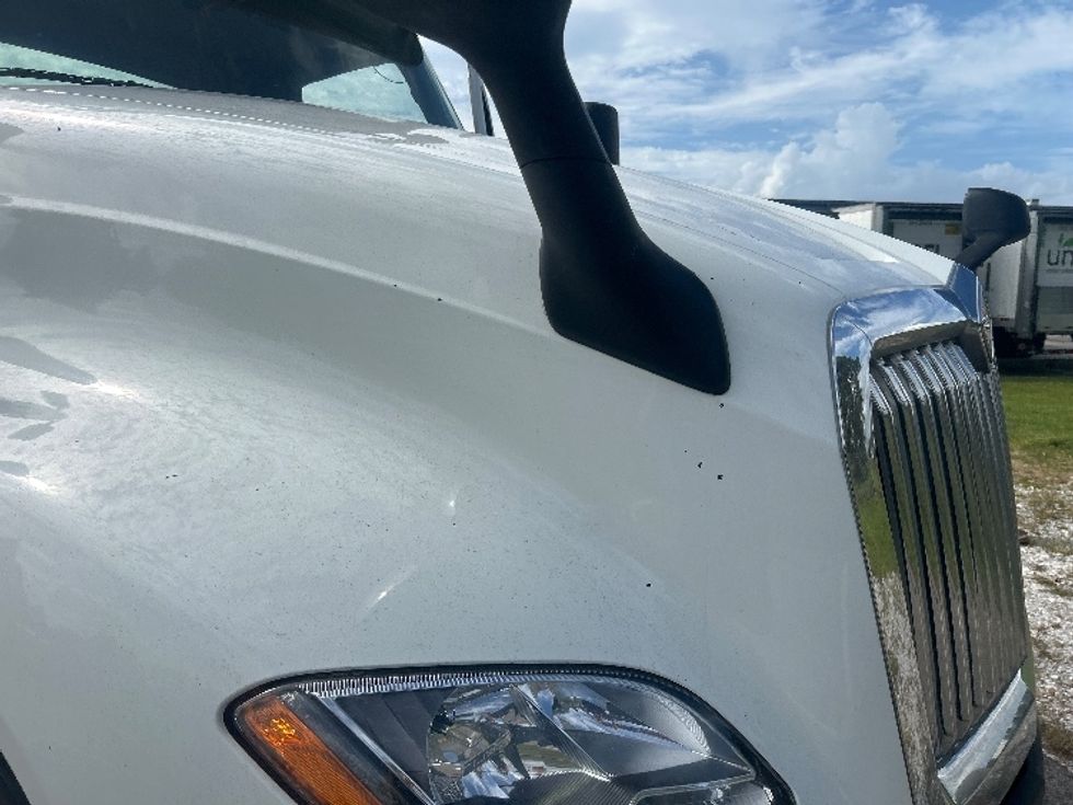 Day Cab Tractor-Heavy Duty Tractors-International-2019-LT625-Plant City-FL-420,439\n\t\tmiles-$ 33,000 - Image 19