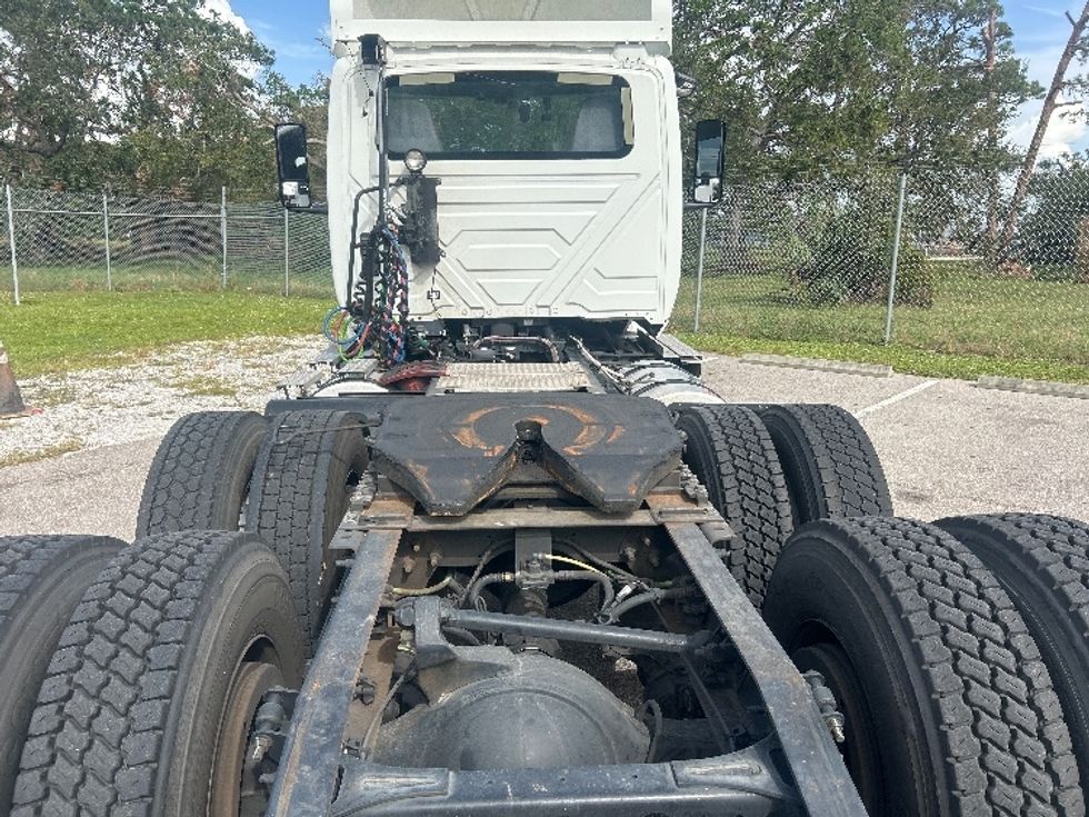 Day Cab Tractor-Heavy Duty Tractors-International-2019-LT625-Plant City-FL-420,439\n\t\tmiles-$ 33,000 - Image 7