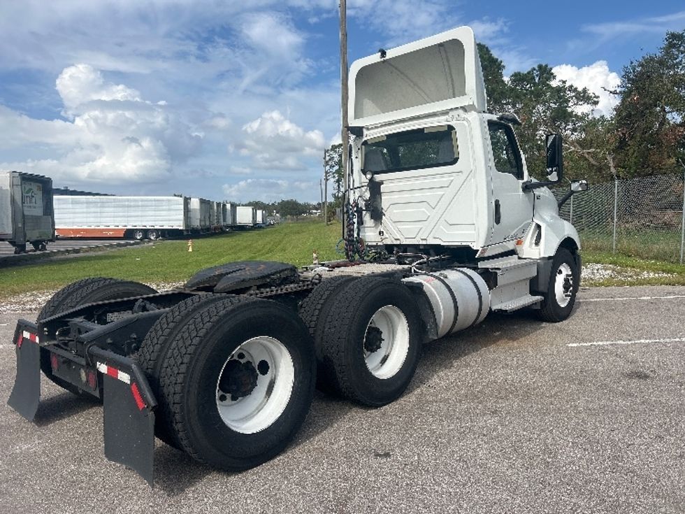 Day Cab Tractor-Heavy Duty Tractors-International-2019-LT625-Plant City-FL-420,439\n\t\tmiles-$ 33,000 - Image 8