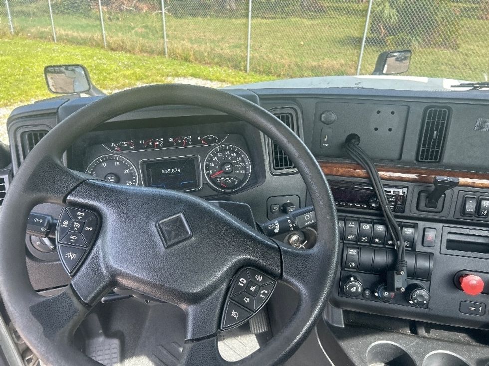 Day Cab Tractor-Heavy Duty Tractors-International-2019-LT625-Plant City-FL-536,140\n\t\tmiles-$ 25,000 - Image 11