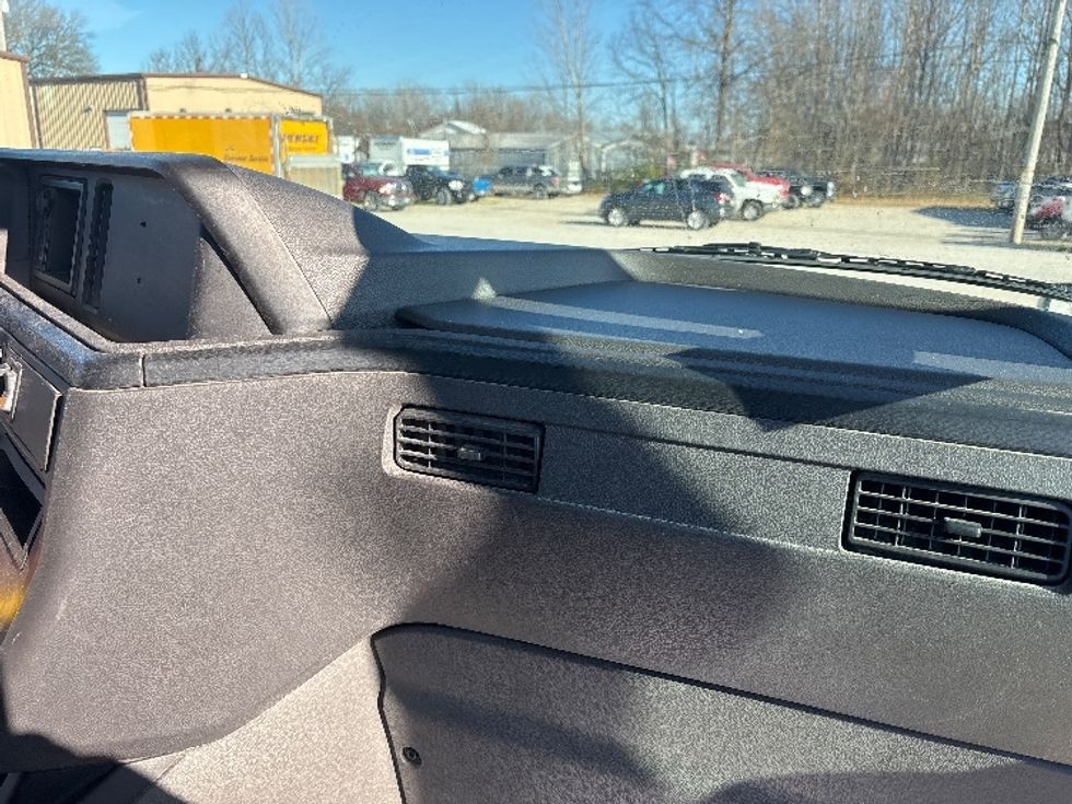 Day Cab Tractor-Heavy Duty Tractors-International-2019-LT625-Poplar Bluff-MO-274,869\n\t\tmiles-$ 33,750 - Image 13