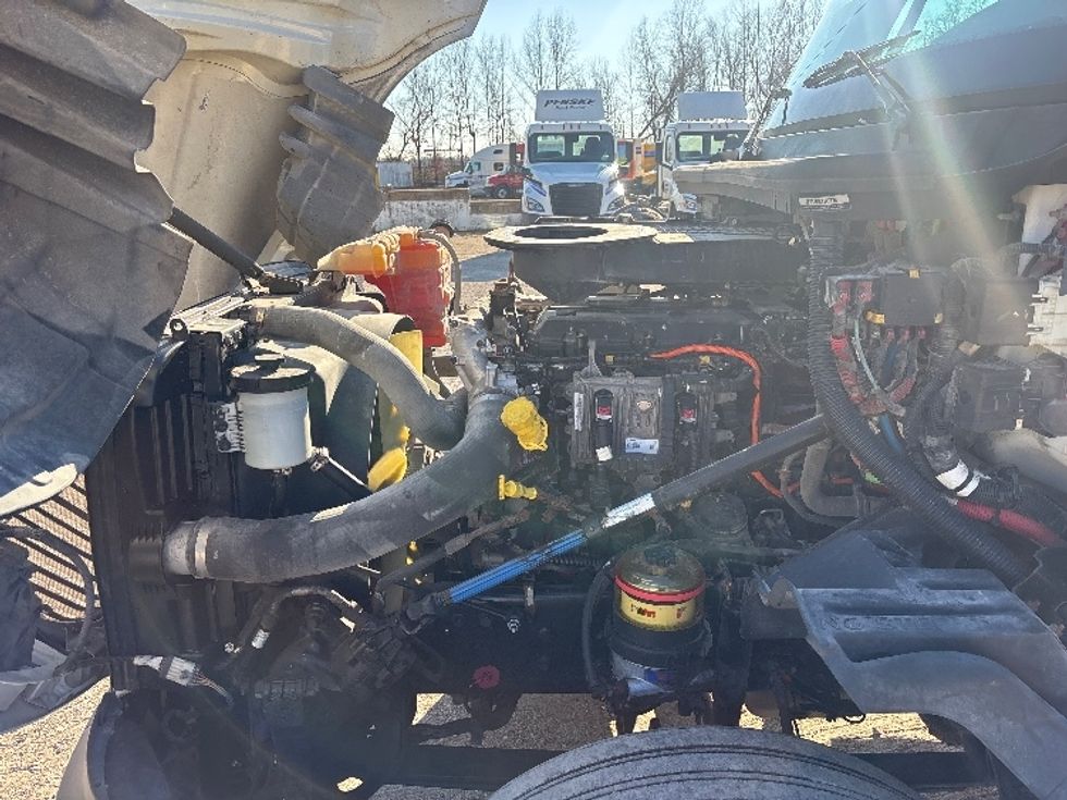 Day Cab Tractor-Heavy Duty Tractors-International-2019-LT625-Poplar Bluff-MO-274,869\n\t\tmiles-$ 33,750 - Image 16