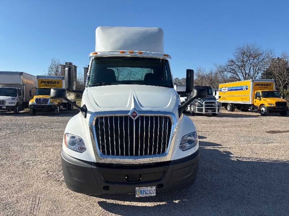 Day Cab Tractor-Heavy Duty Tractors-International-2019-LT625-Poplar Bluff-MO-274,869\n\t\tmiles-$ 33,750 - Image 2