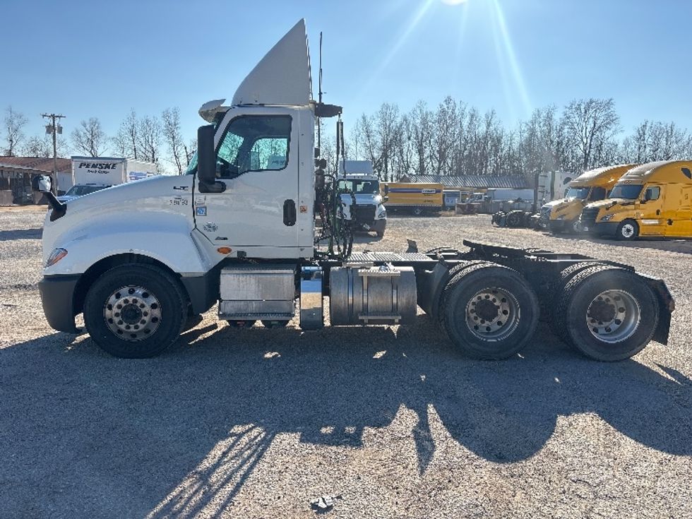 Day Cab Tractor-Heavy Duty Tractors-International-2019-LT625-Poplar Bluff-MO-274,869\n\t\tmiles-$ 33,750 - Image 4