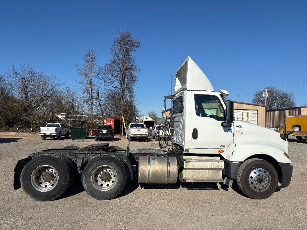 Day Cab Tractor-Heavy Duty Tractors-International-2019-LT625-Poplar Bluff-MO-274,869\n\t\tmiles-$ 33,750 - Image 6