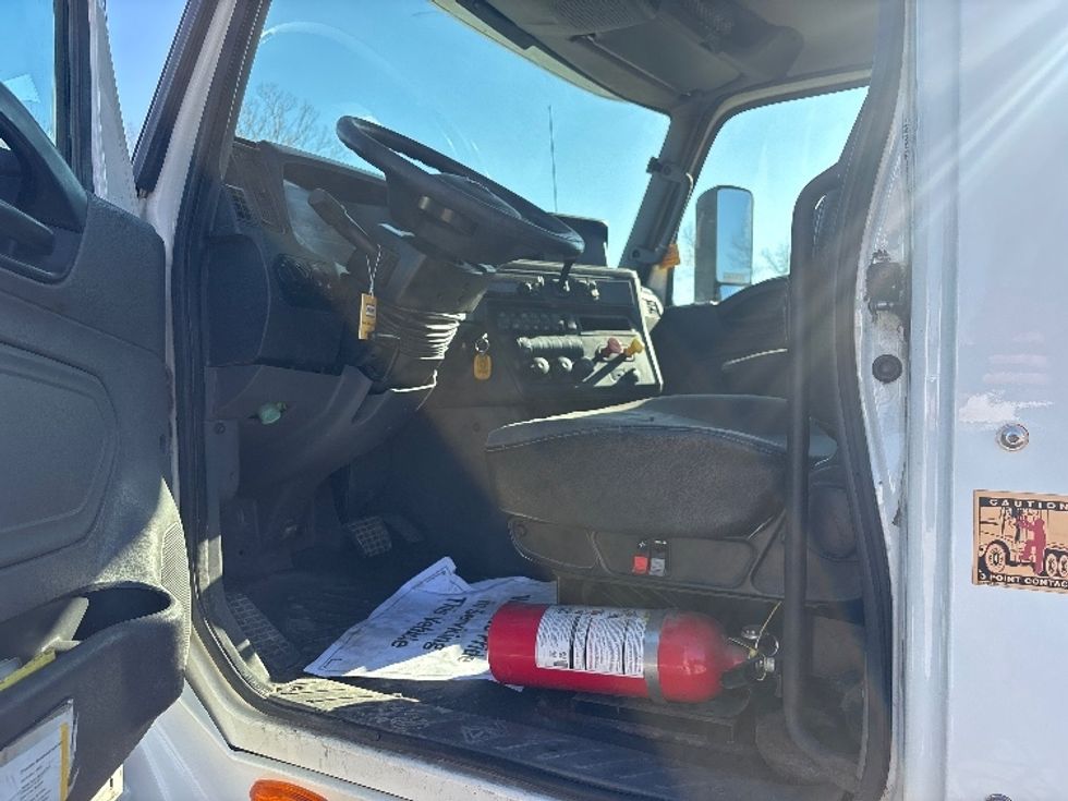 Day Cab Tractor-Heavy Duty Tractors-International-2019-LT625-Poplar Bluff-MO-274,869\n\t\tmiles-$ 33,750 - Image 7