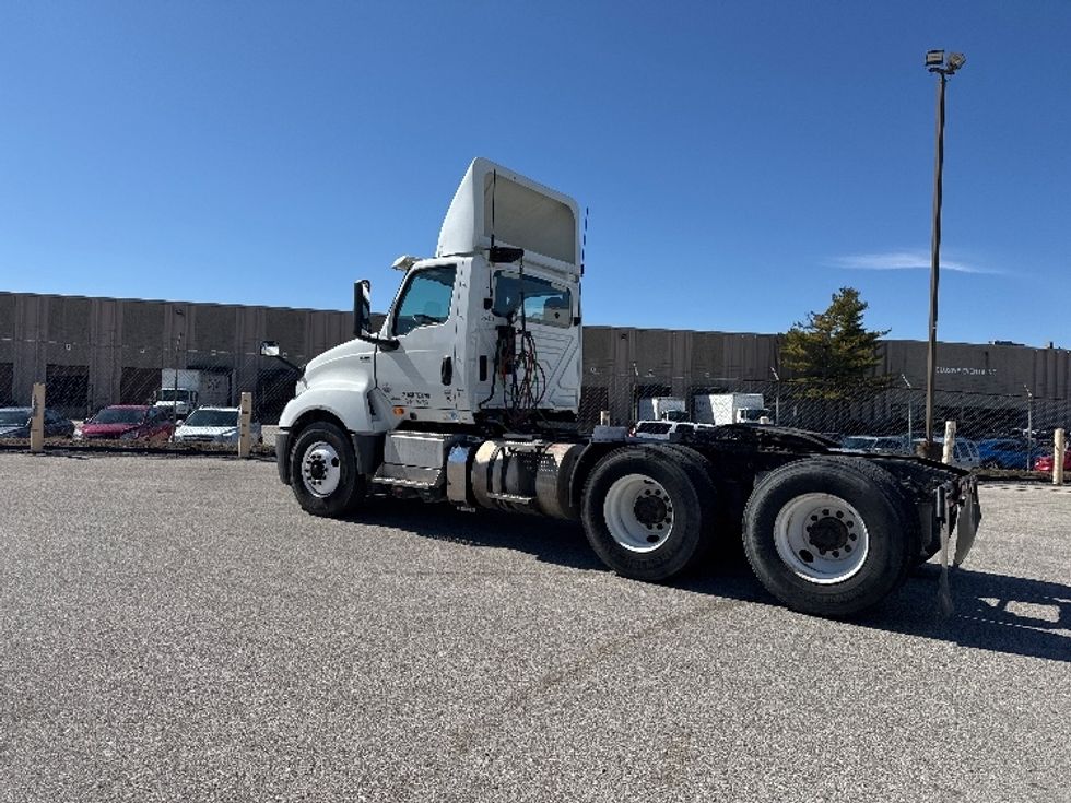 Day Cab Tractor-Heavy Duty Tractors-International-2019-LT625-Poplar Bluff-MO-398,782\n\t\tmiles-$ 26,500 - Image 5
