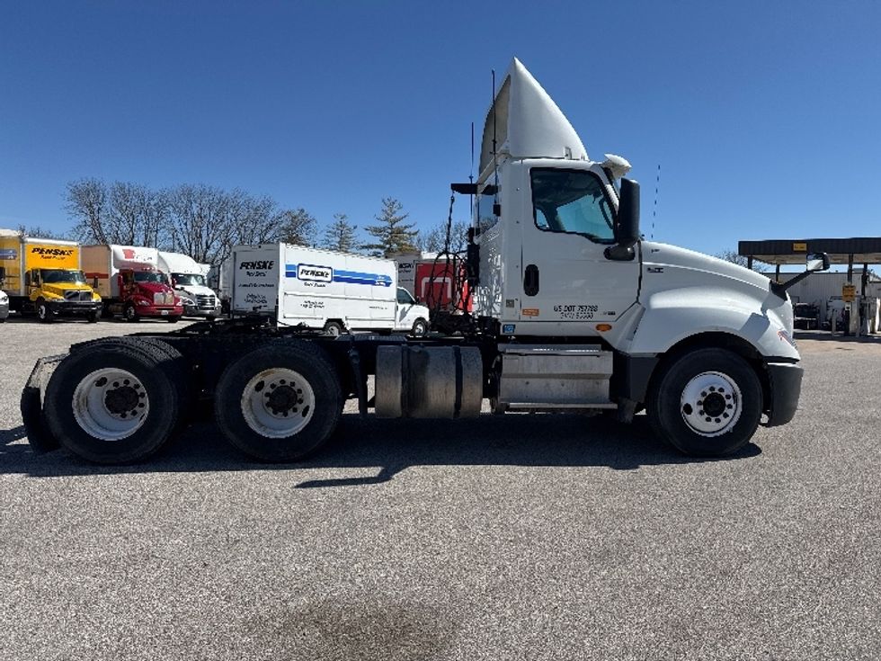 Day Cab Tractor-Heavy Duty Tractors-International-2019-LT625-Poplar Bluff-MO-398,782\n\t\tmiles-$ 26,500 - Image 8