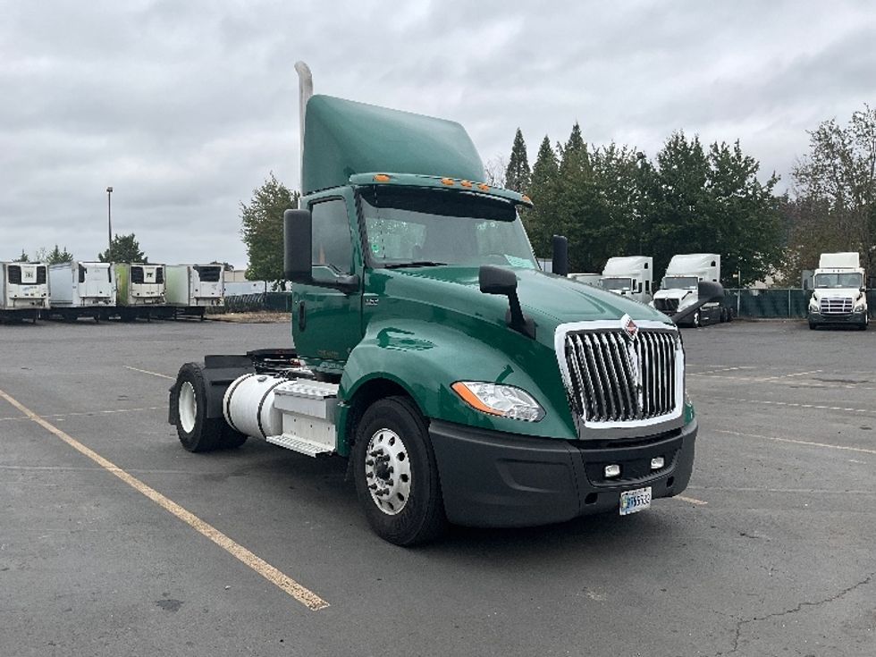 Day Cab Tractor-Heavy Duty Tractors-International-2019-LT625-Portland-OR-301,097\n\t\tmiles-$ 23,500 - Image 1