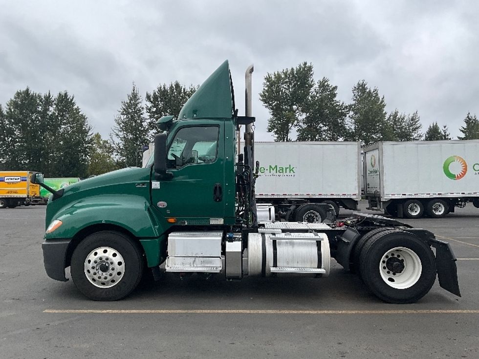 Day Cab Tractor-Heavy Duty Tractors-International-2019-LT625-Portland-OR-301,097\n\t\tmiles-$ 23,500 - Image 4