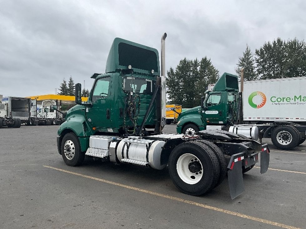 Day Cab Tractor-Heavy Duty Tractors-International-2019-LT625-Portland-OR-301,097\n\t\tmiles-$ 23,500 - Image 5