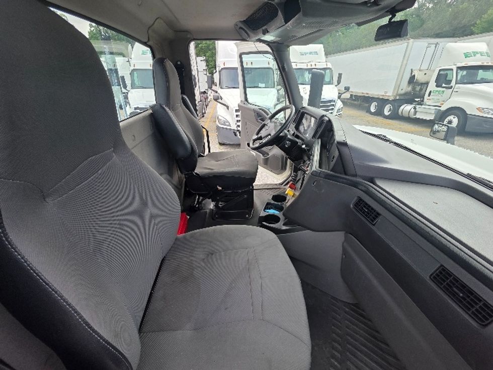 Day Cab Tractor-Heavy Duty Tractors-International-2019-LT625-Prince George-VA-146,024\n\t\tmiles-$ 23,750 - Image 13