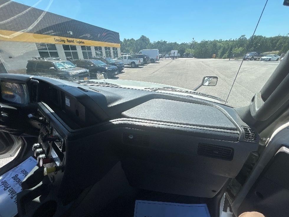 Day Cab Tractor-Heavy Duty Tractors-International-2019-LT625-Prince George-VA-161,250\n\t\tmiles-$ 25,000 - Image 13