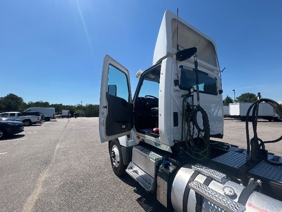 Day Cab Tractor-Heavy Duty Tractors-International-2019-LT625-Prince George-VA-161,250\n\t\tmiles-$ 25,000 - Image 9