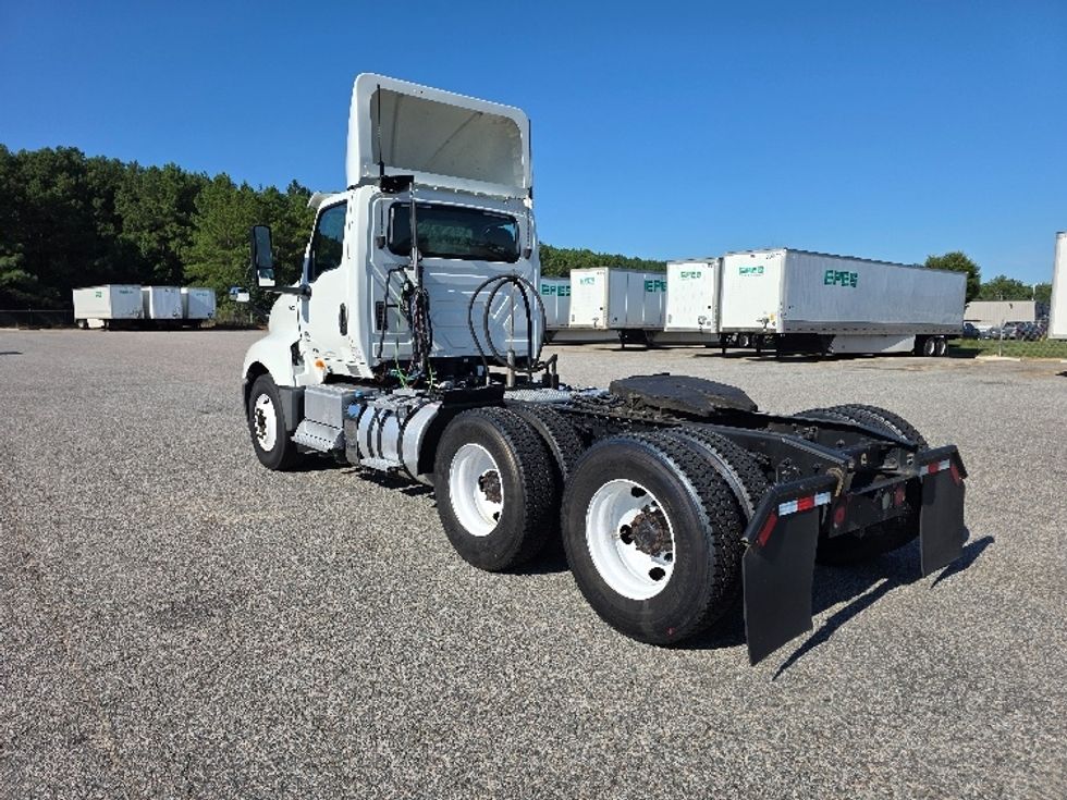 Day Cab Tractor-Heavy Duty Tractors-International-2019-LT625-Prince George-VA-185,395\n\t\tmiles-$ 24,500 - Image 5
