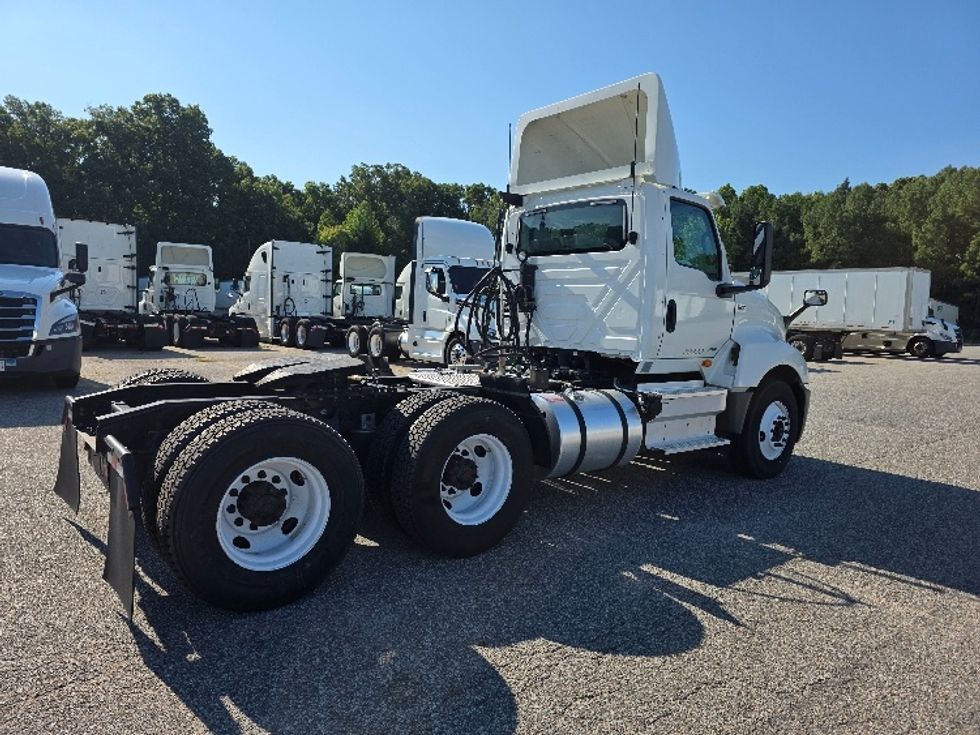 Day Cab Tractor-Heavy Duty Tractors-International-2019-LT625-Prince George-VA-185,395\n\t\tmiles-$ 24,500 - Image 7