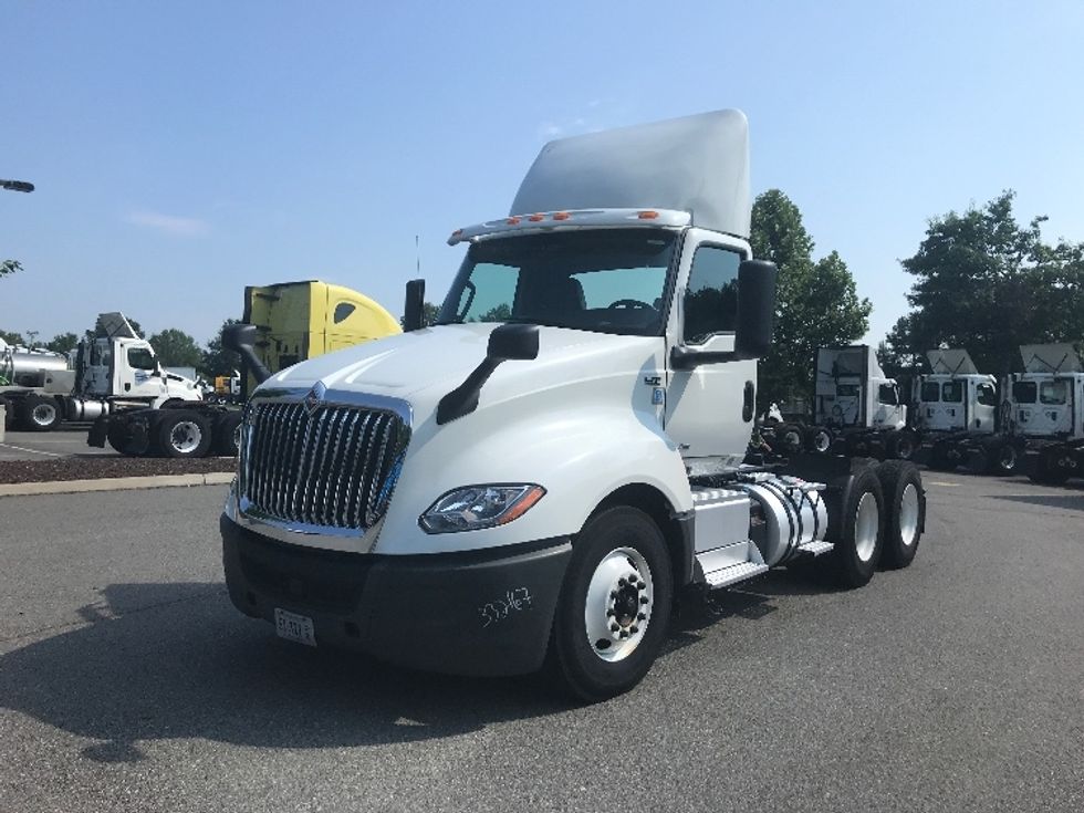 Day Cab Tractor-Heavy Duty Tractors-International-2019-LT625-Prince George-VA-190,044\n\t\tmiles-$ 30,250 - Image 3