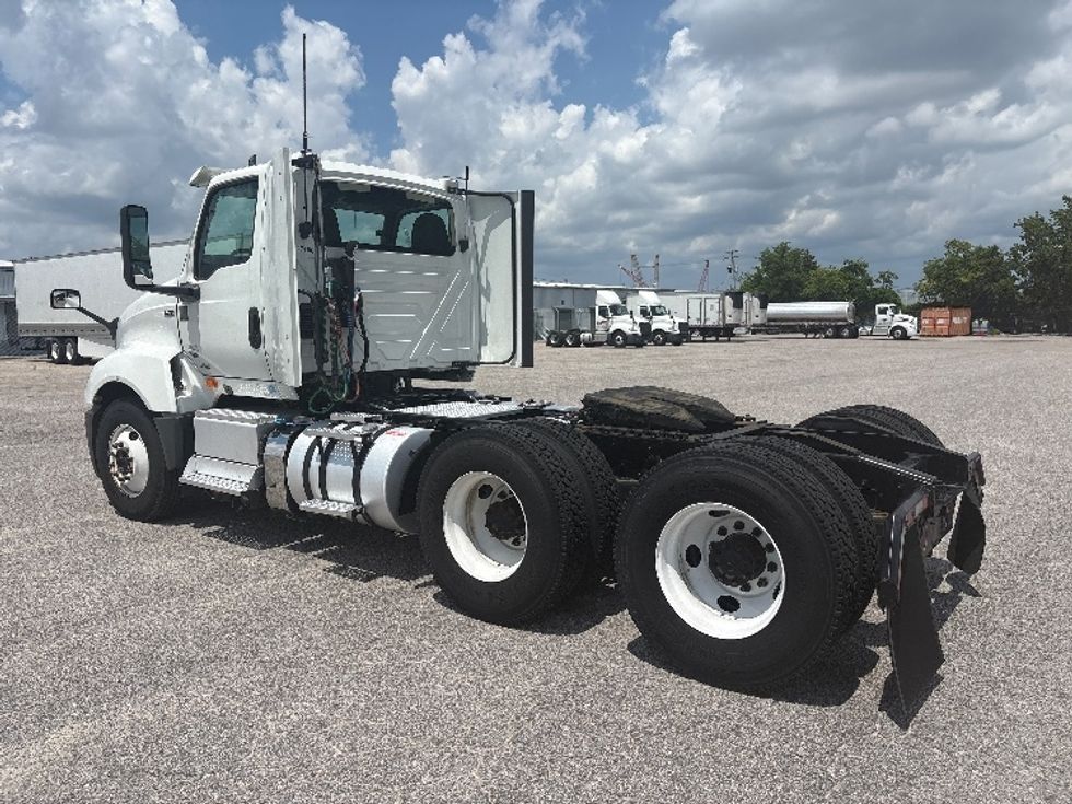 Day Cab Tractor-Heavy Duty Tractors-International-2019-LT625-Prince George-VA-221,752\n\t\tmiles-$ 30,250 - Image 5