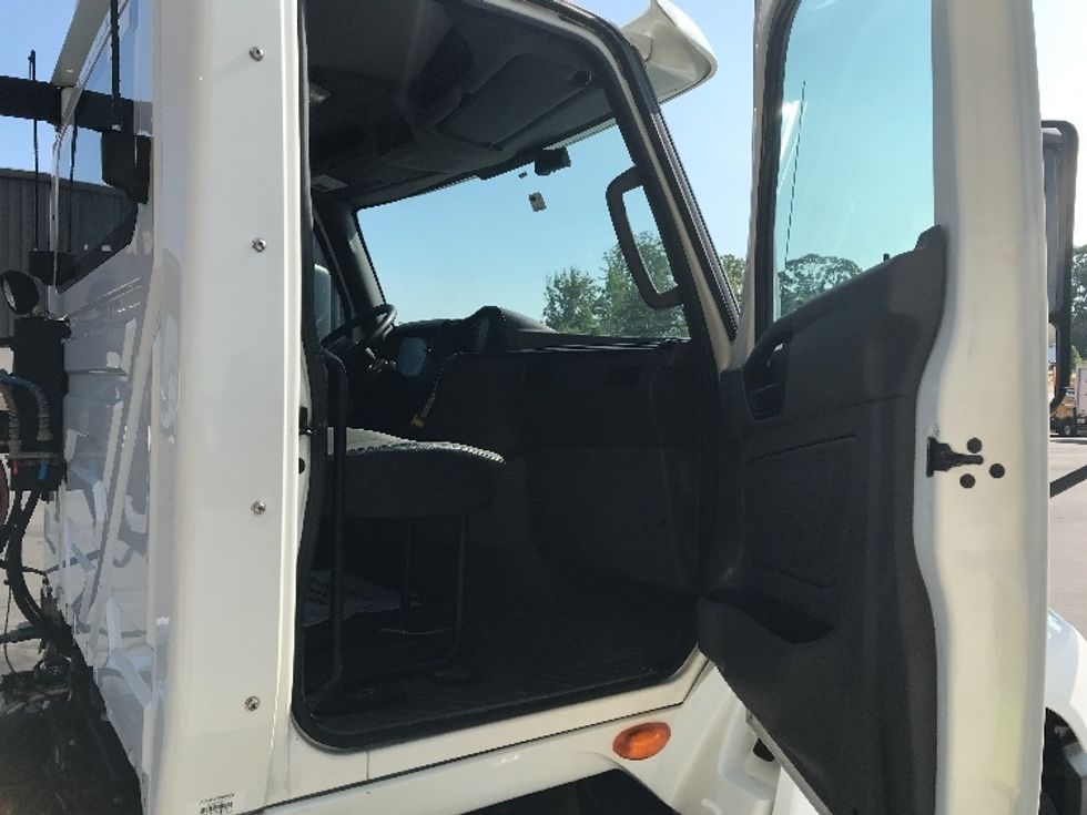 Day Cab Tractor-Heavy Duty Tractors-International-2019-LT625-Prince George-VA-227,684\n\t\tmiles-$ 30,250 - Image 11
