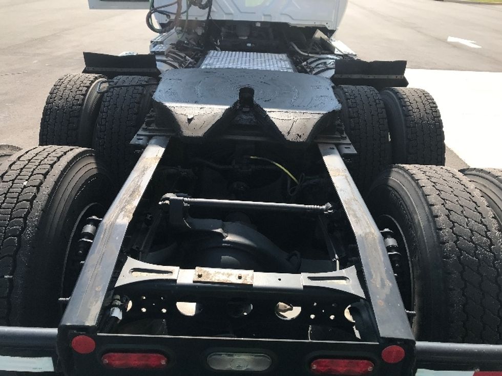 Day Cab Tractor-Heavy Duty Tractors-International-2019-LT625-Prince George-VA-227,684\n\t\tmiles-$ 30,250 - Image 6