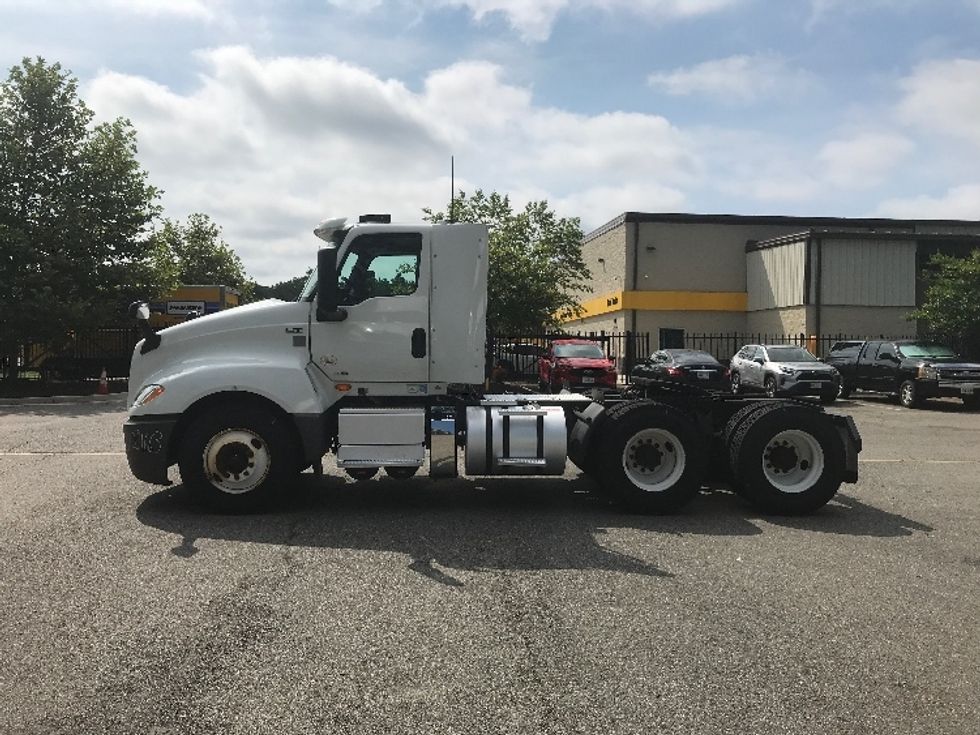 Day Cab Tractor-Heavy Duty Tractors-International-2019-LT625-Prince George-VA-229,890\n\t\tmiles-$ 30,250 - Image 4