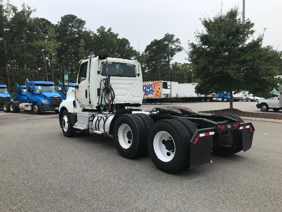 Day Cab Tractor-Heavy Duty Tractors-International-2019-LT625-Prince George-VA-259,952\n\t\tmiles-$ 30,250 - Image 5