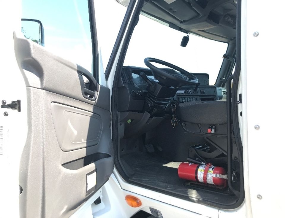 Day Cab Tractor-Heavy Duty Tractors-International-2019-LT625-Prince George-VA-259,952\n\t\tmiles-$ 30,250 - Image 9