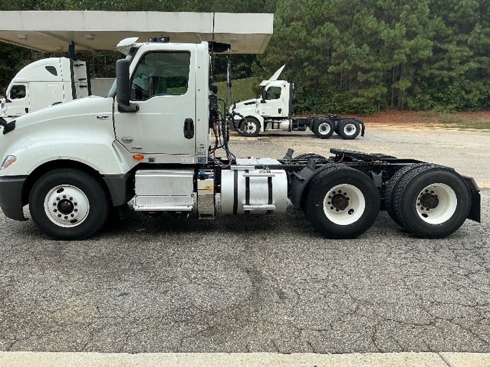 Day Cab Tractor-Heavy Duty Tractors-International-2019-LT625-Prince George-VA-273,788\n\t\tmiles-$ 30,250 - Image 4