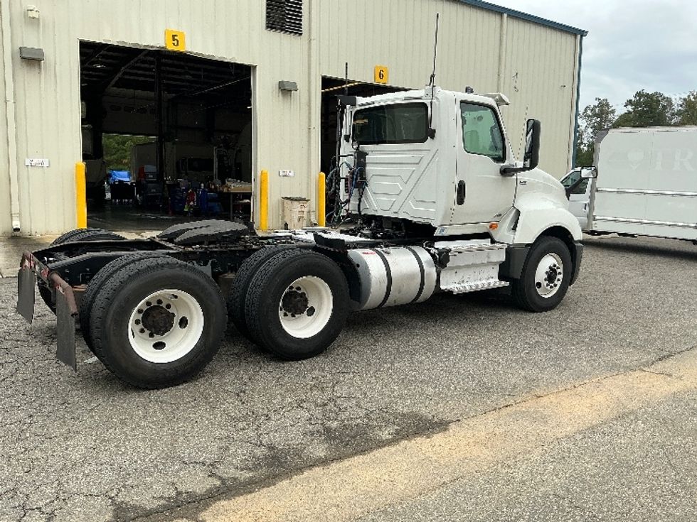 Day Cab Tractor-Heavy Duty Tractors-International-2019-LT625-Prince George-VA-273,788\n\t\tmiles-$ 30,250 - Image 7