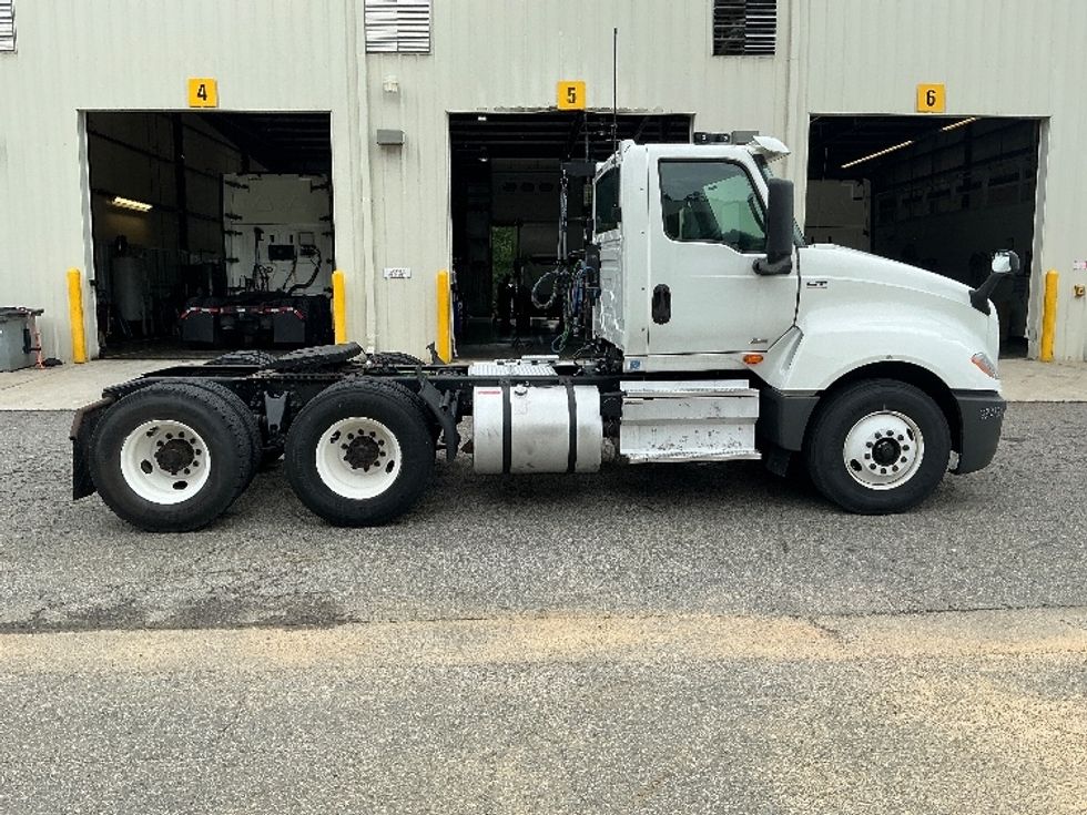 Day Cab Tractor-Heavy Duty Tractors-International-2019-LT625-Prince George-VA-273,788\n\t\tmiles-$ 30,250 - Image 8