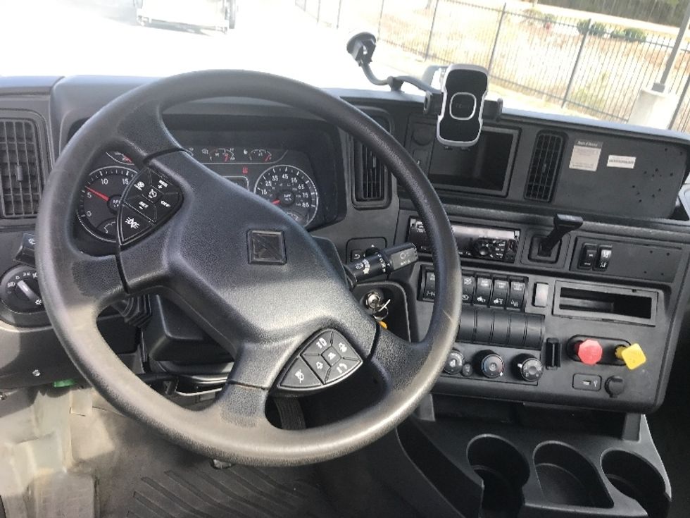 Day Cab Tractor-Heavy Duty Tractors-International-2019-LT625-Prince George-VA-287,163\n\t\tmiles-$ 30,250 - Image 10
