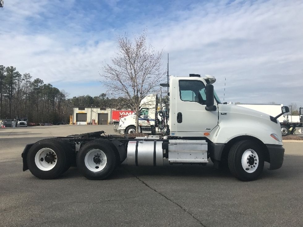Day Cab Tractor-Heavy Duty Tractors-International-2019-LT625-Prince George-VA-287,163\n\t\tmiles-$ 30,250 - Image 7