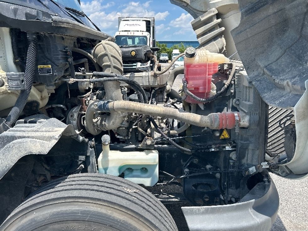 Day Cab Tractor-Heavy Duty Tractors-International-2019-LT625-Prince George-VA-295,002\n\t\tmiles-$ 24,750 - Image 15