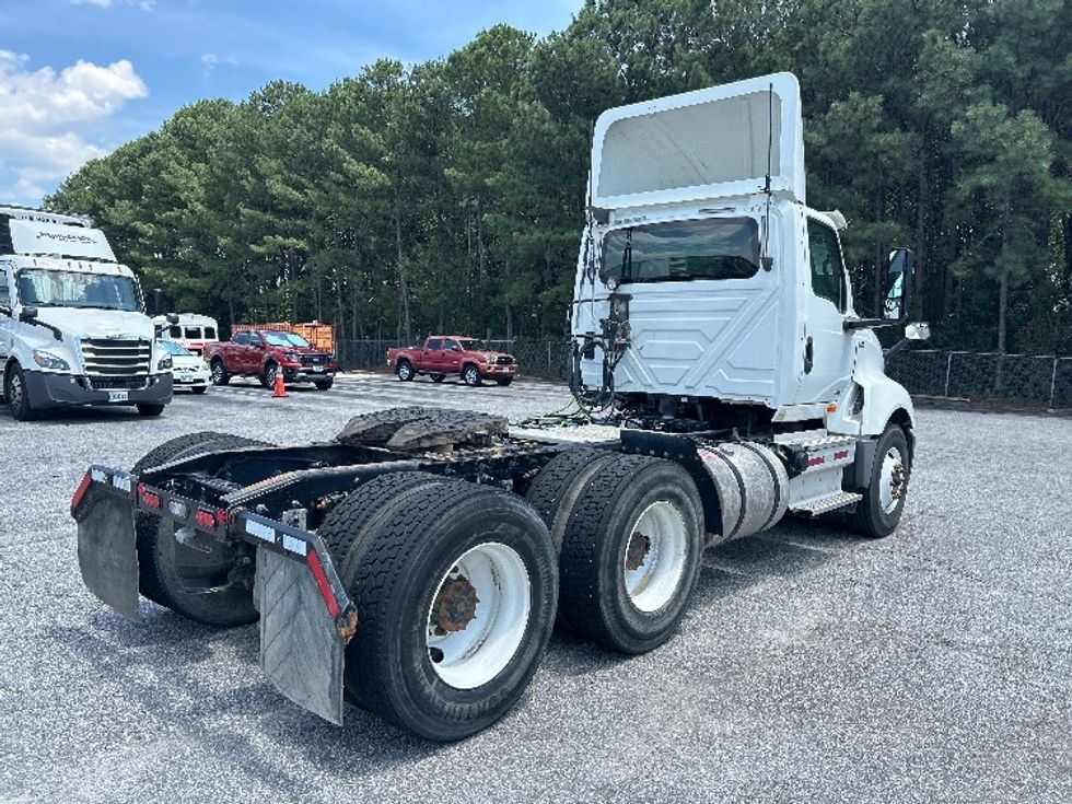 Day Cab Tractor-Heavy Duty Tractors-International-2019-LT625-Prince George-VA-295,002\n\t\tmiles-$ 24,750 - Image 7