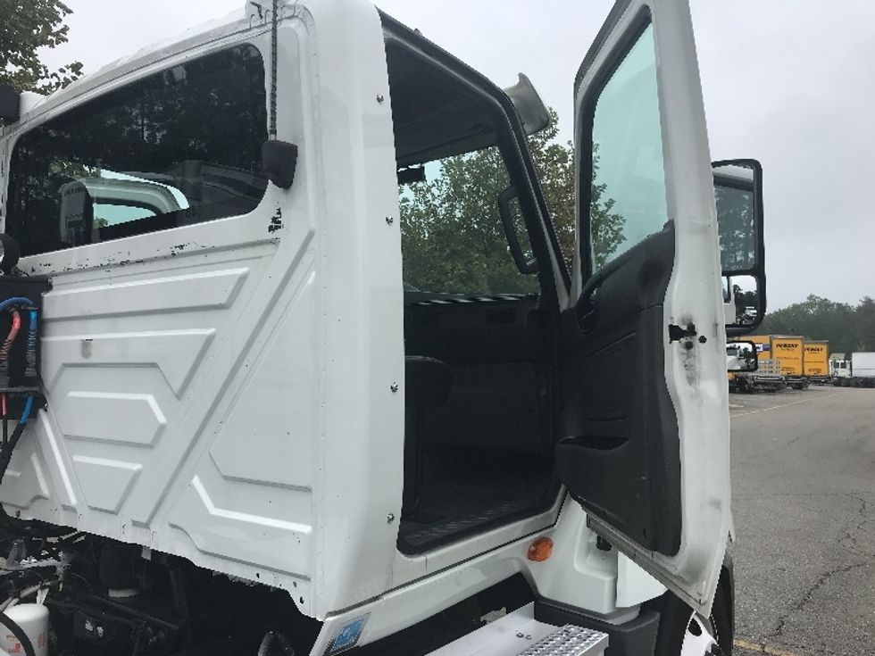 Day Cab Tractor-Heavy Duty Tractors-International-2019-LT625-Prince George-VA-301,983\n\t\tmiles-$ 31,500 - Image 13