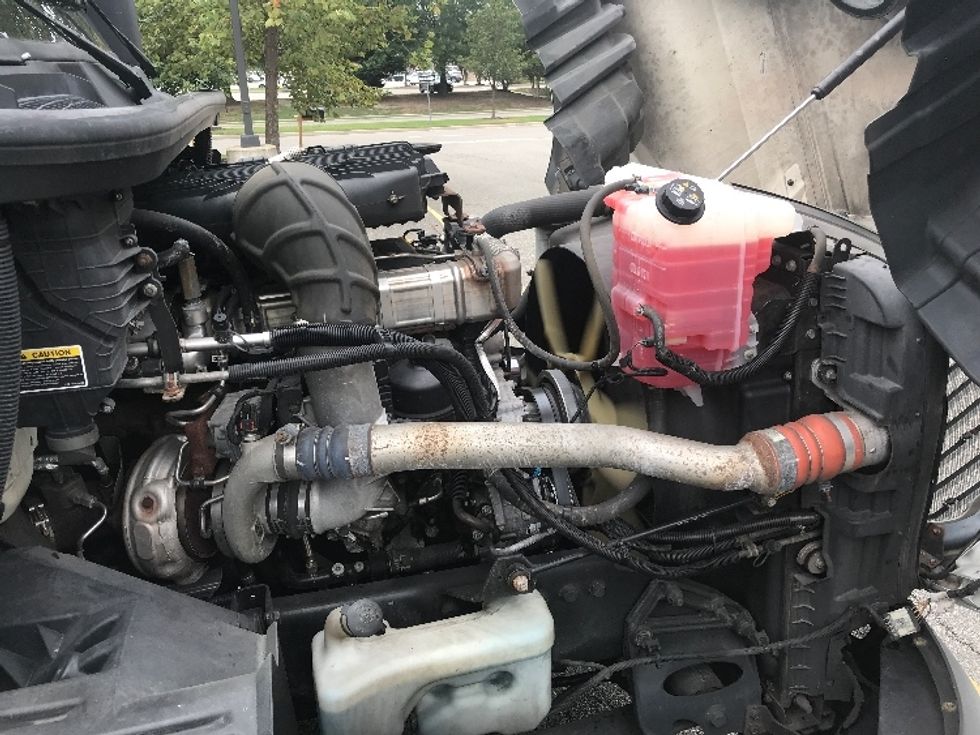 Day Cab Tractor-Heavy Duty Tractors-International-2019-LT625-Prince George-VA-301,983\n\t\tmiles-$ 31,500 - Image 16