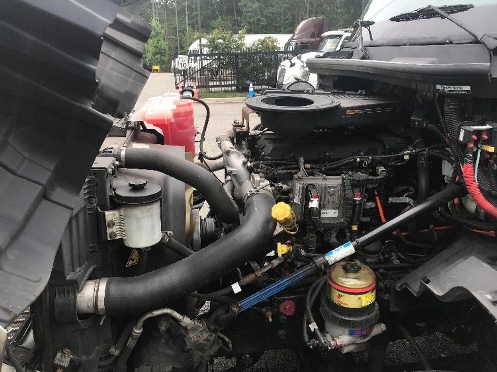 Day Cab Tractor-Heavy Duty Tractors-International-2019-LT625-Prince George-VA-301,983\n\t\tmiles-$ 31,500 - Image 17