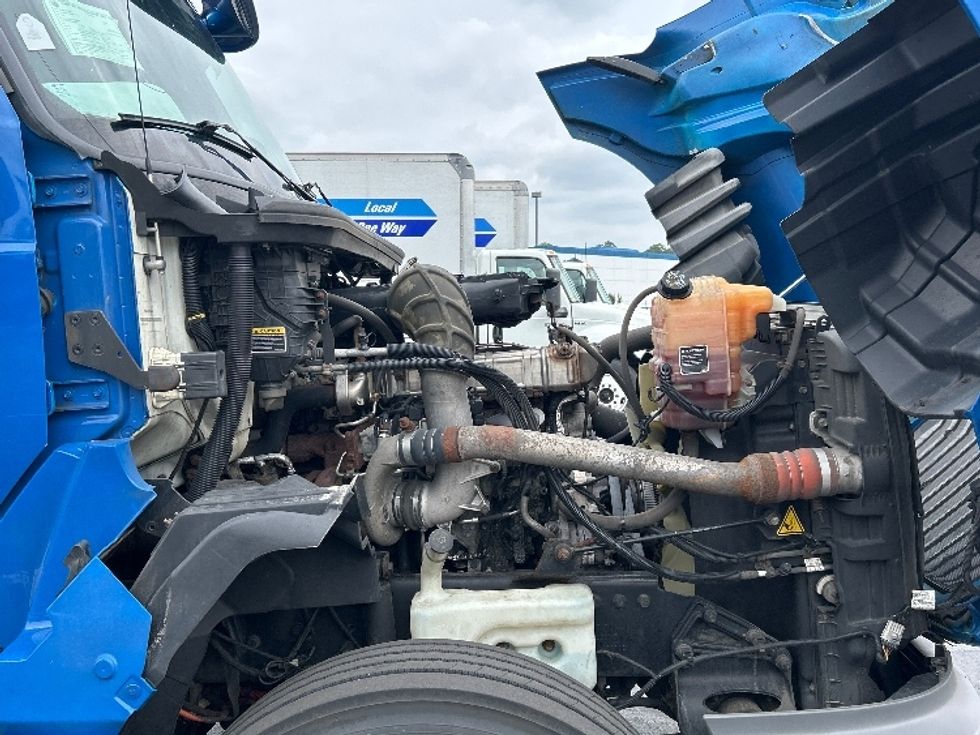 Day Cab Tractor-Heavy Duty Tractors-International-2019-LT625-Prince George-VA-305,186\n\t\tmiles-$ 26,750 - Image 15