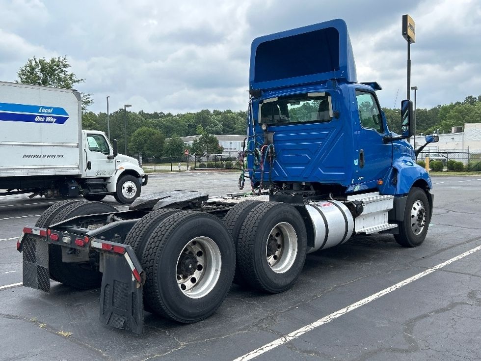 Day Cab Tractor-Heavy Duty Tractors-International-2019-LT625-Prince George-VA-305,186\n\t\tmiles-$ 26,750 - Image 7