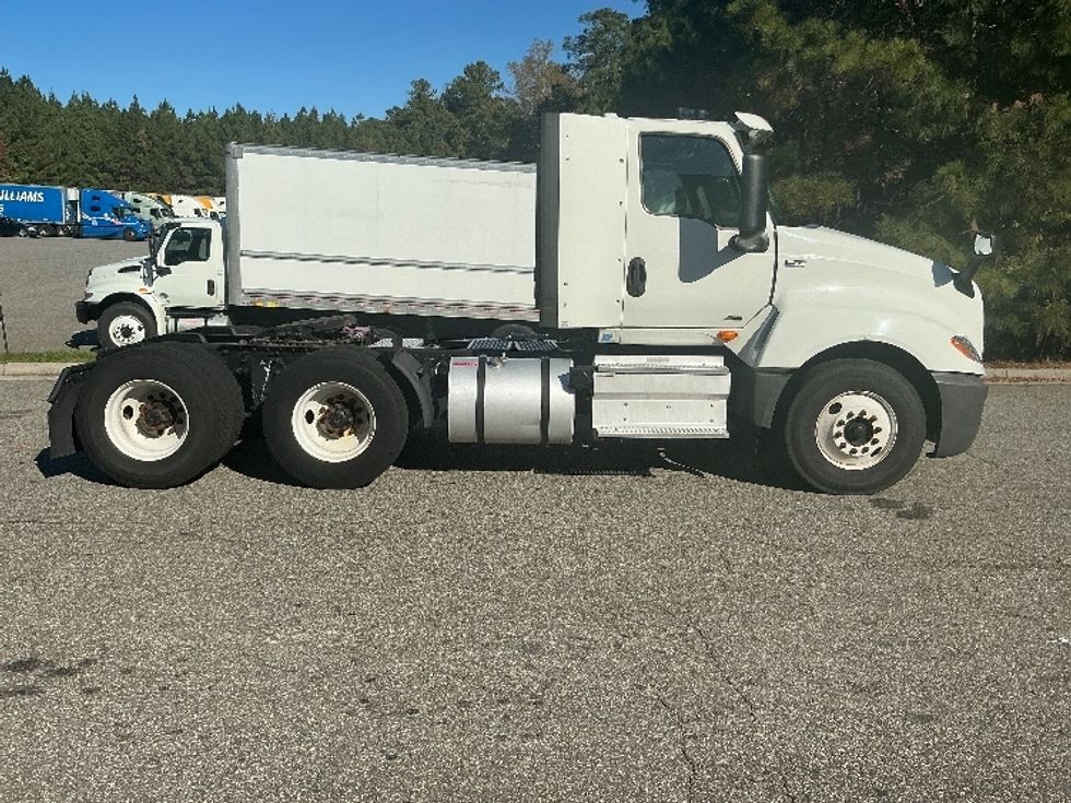 Day Cab Tractor-Heavy Duty Tractors-International-2019-LT625-Prince George-VA-318,428\n\t\tmiles-$ 29,000 - Image 8