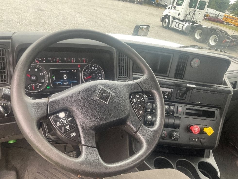 Day Cab Tractor-Heavy Duty Tractors-International-2019-LT625-Prince George-VA-536,544\n\t\tmiles-$ 24,500 - Image 11