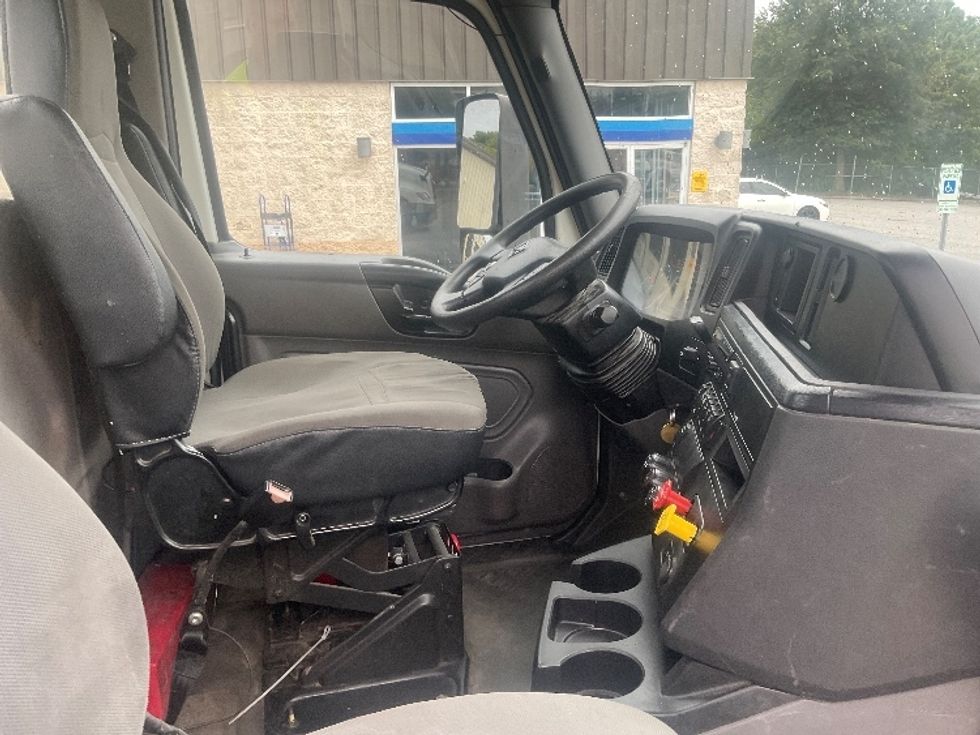 Day Cab Tractor-Heavy Duty Tractors-International-2019-LT625-Prince George-VA-536,544\n\t\tmiles-$ 24,500 - Image 14