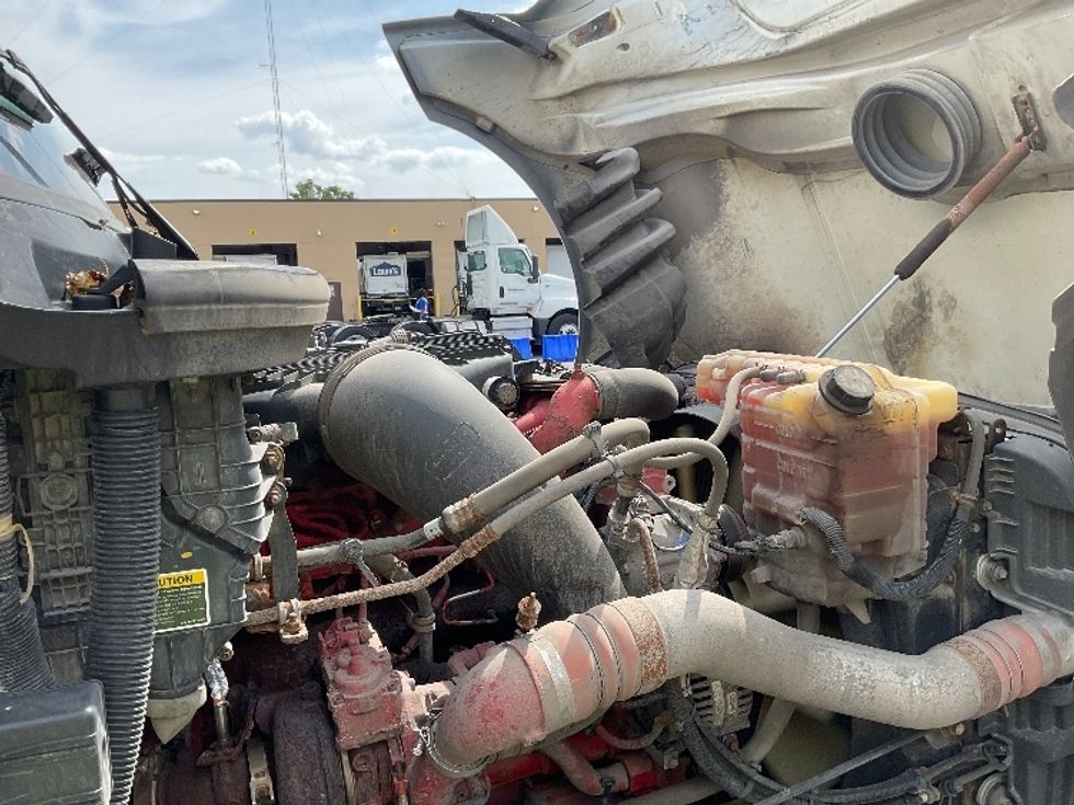 Day Cab Tractor-Heavy Duty Tractors-International-2019-LT625-Rochester-NY-238,135\n\t\tmiles-$ 57,250 - Image 15