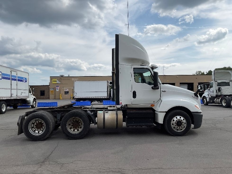 Day Cab Tractor-Heavy Duty Tractors-International-2019-LT625-Rochester-NY-238,135\n\t\tmiles-$ 57,250 - Image 8