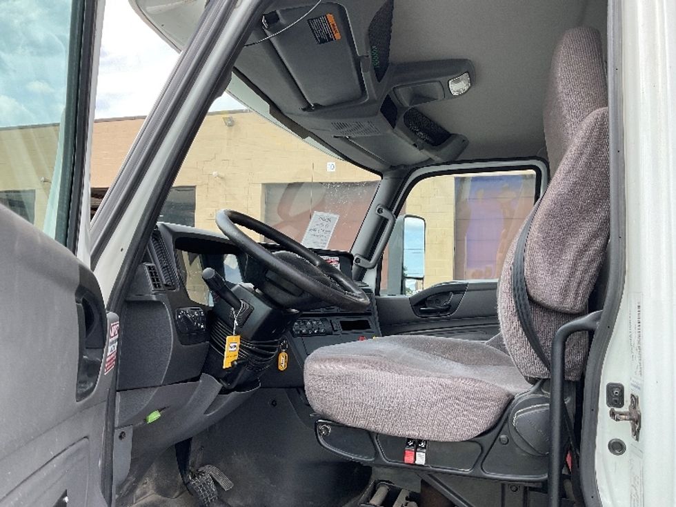 Day Cab Tractor-Heavy Duty Tractors-International-2019-LT625-Rochester-NY-238,135\n\t\tmiles-$ 57,250 - Image 9